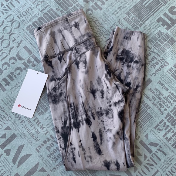 lululemon athletica Pants - NWT Lululemon Fast and Free High Rise Tight 25”